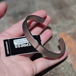 Express Men’s Silver-Tone Cuff ~ Minimalist Gorpcore Versatile ~Dress Up or Down